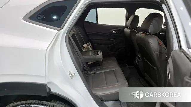 Chevrolet (GM Daewoo) Trax Crossover 2023 Белый из Кореи, фото 3