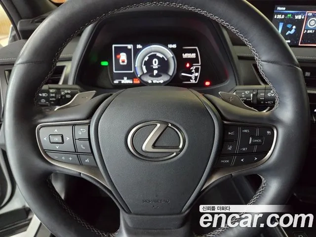 Lexus UX300e 2022 Белый из Кореи, фото 3