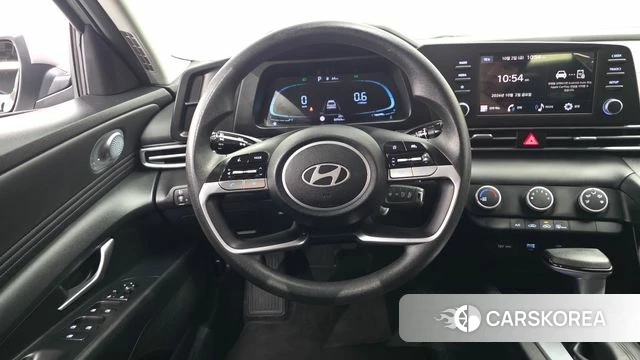 Hyundai The New Avante (CN7) 2023 Серый из Кореи, фото 3
