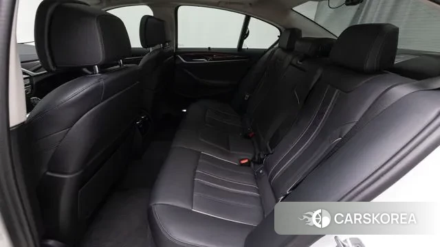 BMW 5 Series (G30) 2022 Белый из Кореи, фото 3