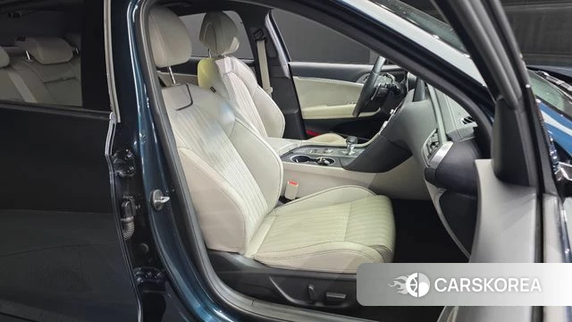 Genesis The New G70 2021 Синий из Кореи, фото 3