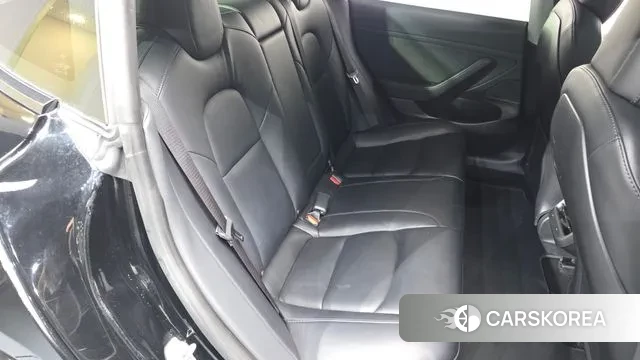 Tesla Model 3 2021 Черный из Кореи, фото 3