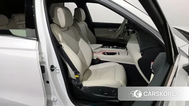 Genesis Electrified GV70 2023 Белый из Кореи, фото 3