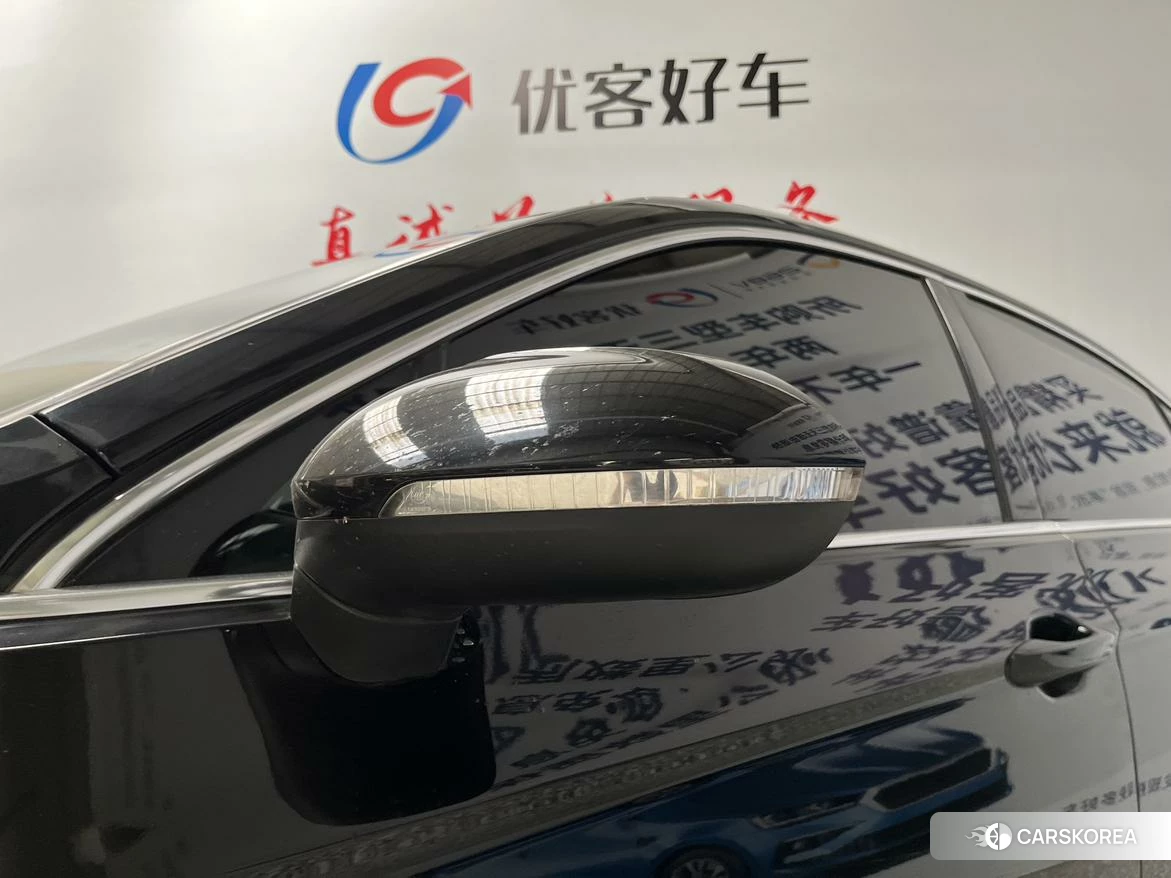 Volkswagen Magotan 2022 Черный из Китая, фото 3