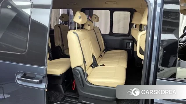 Hyundai Staria 2024 Серый из Кореи, фото 3