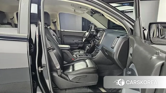 Chevrolet (GM Daewoo) Real New Colorado 2020 Черный из Кореи, фото 3