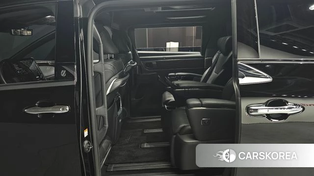 Toyota Alphard 4th Generation 2024 Черный из Кореи, фото 3