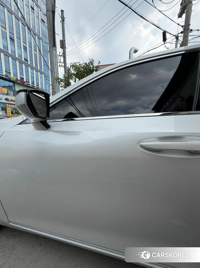 Lexus ES300h 7th generation 2023 Белый из Кореи, фото 3