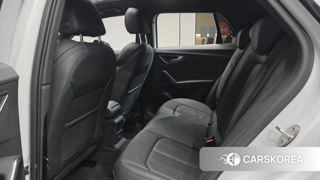 Audi Q2 2023 Белый из Кореи, фото 3