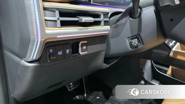 Hyundai Santa Fe (MX5) 2023 Белый из Кореи, фото 3