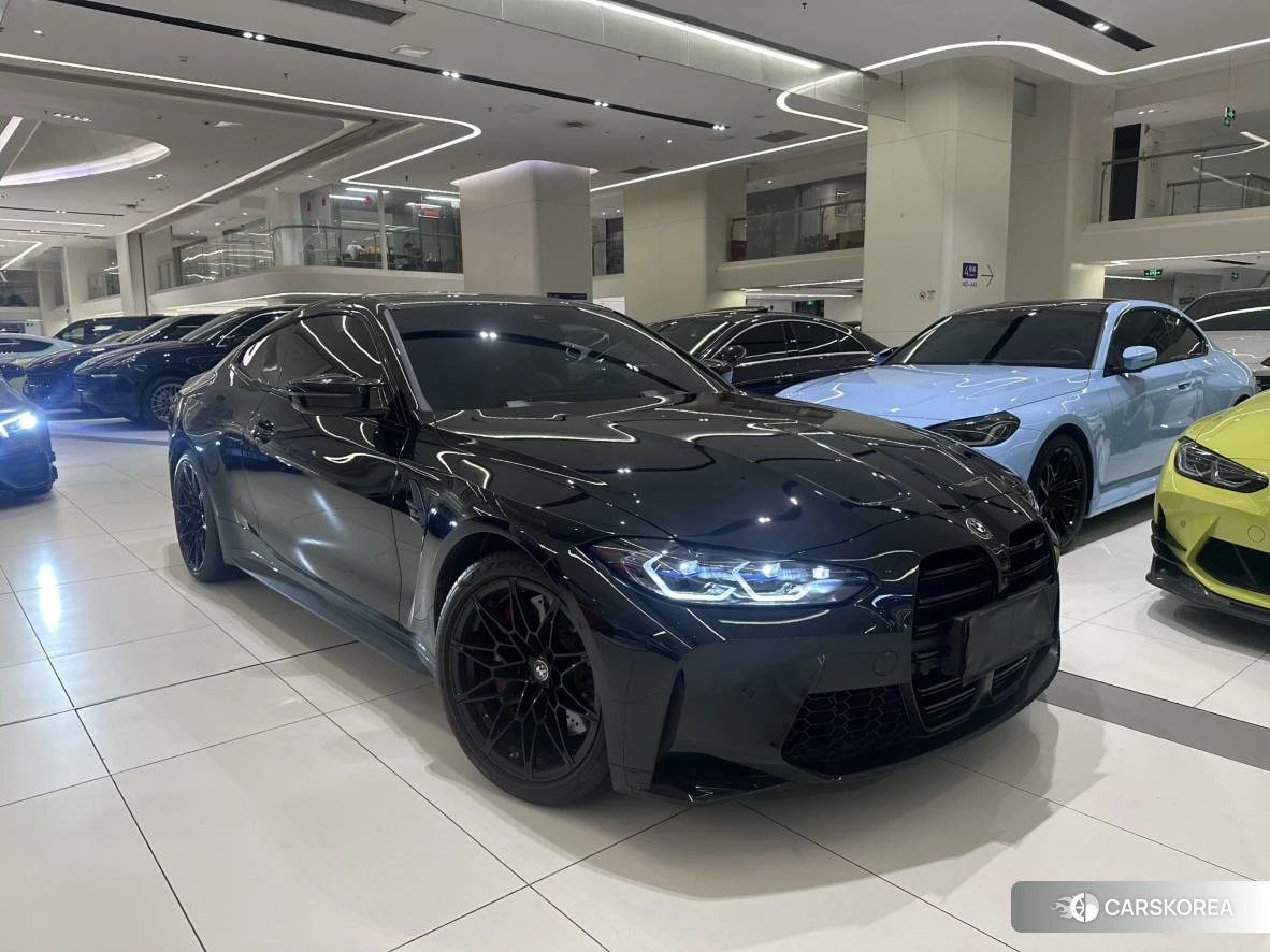 BMW M4 2023 Черный из Китая, фото 3