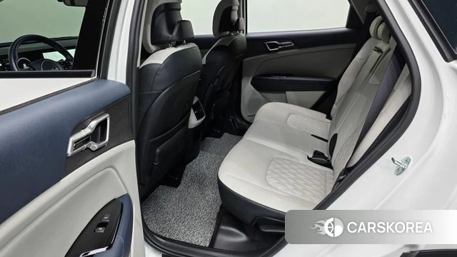 Kia Sportage 5th Generation 2022 Белый из Кореи, фото 3