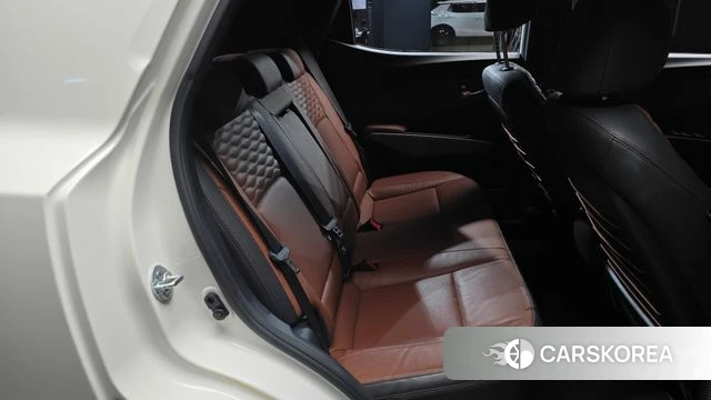 Ssangyong Tivoli Armor 2018 Белый из Кореи, фото 3