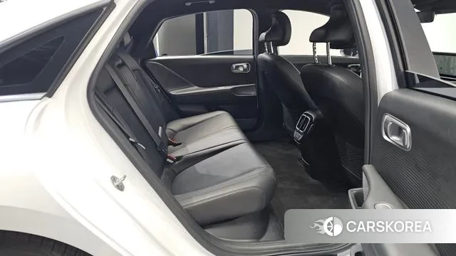 Hyundai Ionic 6 2022 Белый из Кореи, фото 3