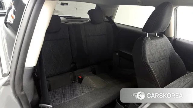 Mini Cooper C 4th generation 2024 Серебряный из Кореи, фото 3