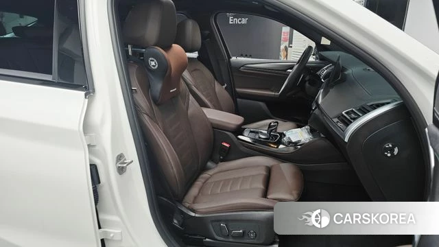 BMW X4 (G02) 2025 Белый из Кореи, фото 3
