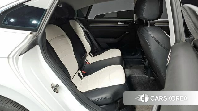 Volkswagen Arteon 2019 Белый из Кореи, фото 3