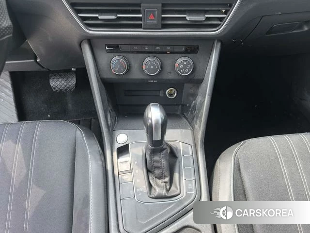 Volkswagen Tiguan L 2022 Белый из Китая, фото 3