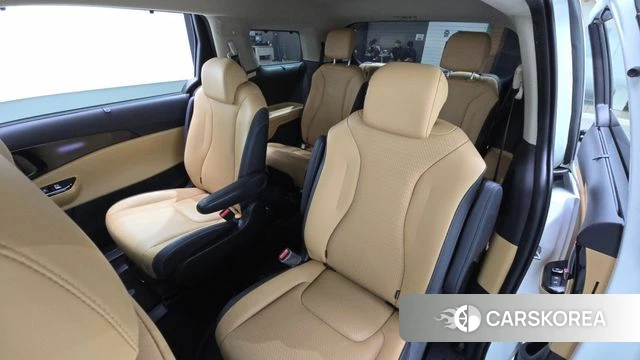 Kia Carnival 4th generation 2022 Белый из Кореи, фото 3