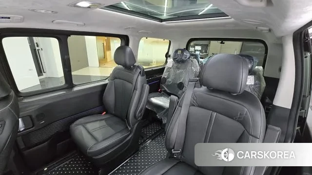 Hyundai Staria 2022 Черный из Кореи, фото 3