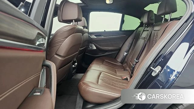 BMW 5 Series (G30) 2020 Черный из Кореи, фото 3