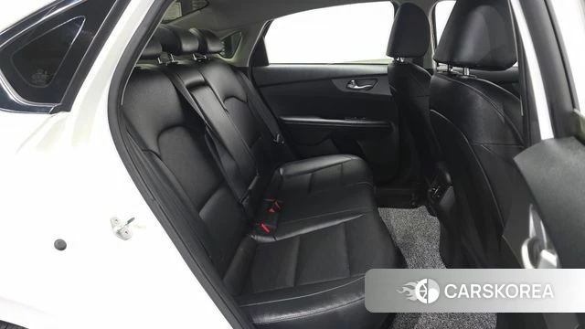 Kia Come New K3 2018 Белый из Кореи, фото 3