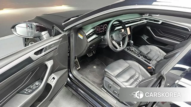 Volkswagen Arteon 2022 Черный из Кореи, фото 3