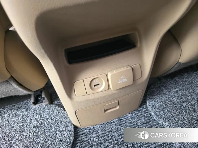 Kia The New Carnival 2019 Белый из Кореи, фото 3