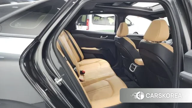 Kia K5 3rd generation 2023 Серый из Кореи, фото 3