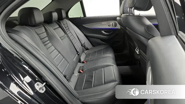 Mercedes-Benz E-Class W213 2018 Черный из Кореи, фото 3