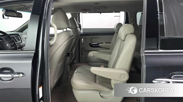 Kia The New Carnival 2019 Серый из Кореи, фото 3