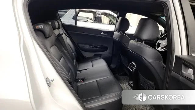 Kia Sportage The Bold 2018 Белый из Кореи, фото 3