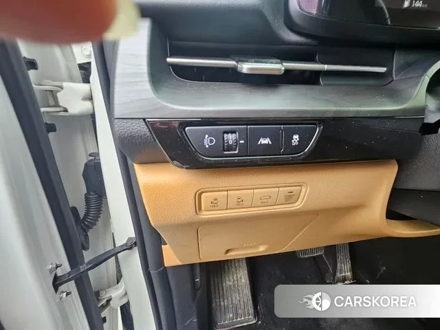 Kia Carnival 4th generation 2022 Белый из Кореи, фото 3