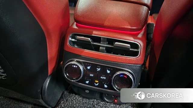 Genesis GV70 2021 Красный из Кореи, фото 3