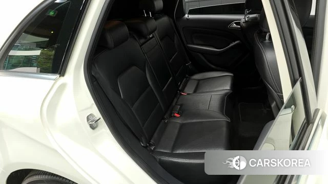 Mercedes-Benz B-Class W246 2018 Белый из Кореи, фото 3