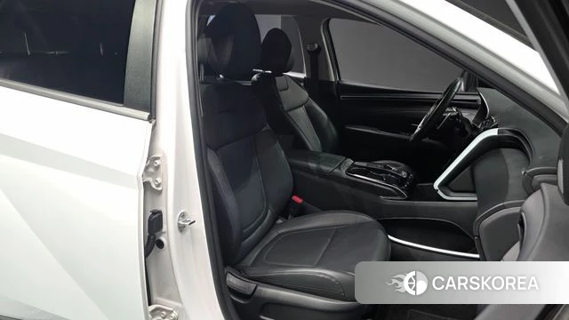 Hyundai Tucson (NX4) 2021 Белый из Кореи, фото 3