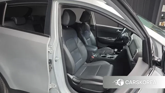 Kia Sportage The Bold 2020 Серебряный из Кореи, фото 3