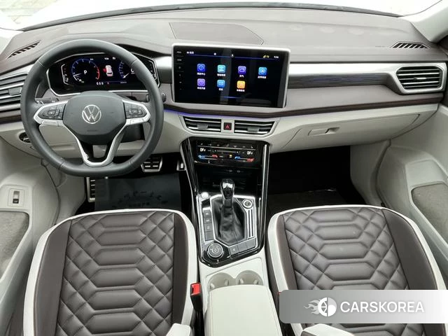 Volkswagen Tanyue X 2023 Белый из Китая, фото 3