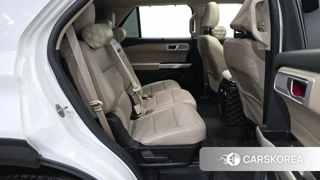 Ford Explorer 6th Generation 2021 Белый из Кореи, фото 3