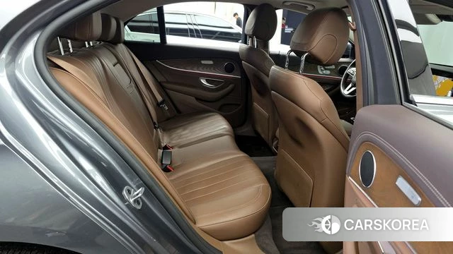 Mercedes-Benz E-Class W213 2019 Серый из Кореи, фото 3