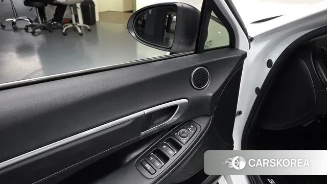 Hyundai Sonata Hybrid (DN8) 2022 Белый из Кореи, фото 3