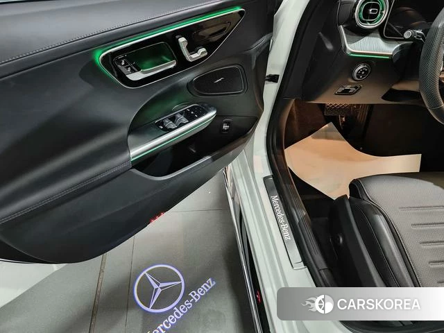 Mercedes-Benz Class C 2024 Белый из Китая, фото 3