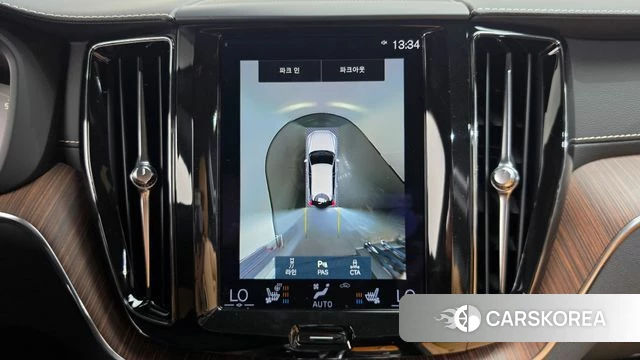 Volvo XC60 second Generation 2021 Серый из Кореи, фото 3