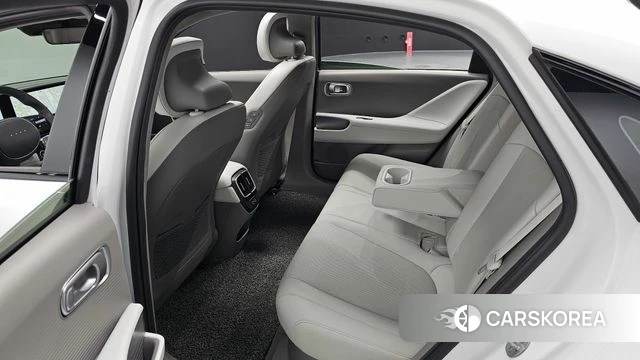 Hyundai Ionic 6 2024 Белый из Кореи, фото 3