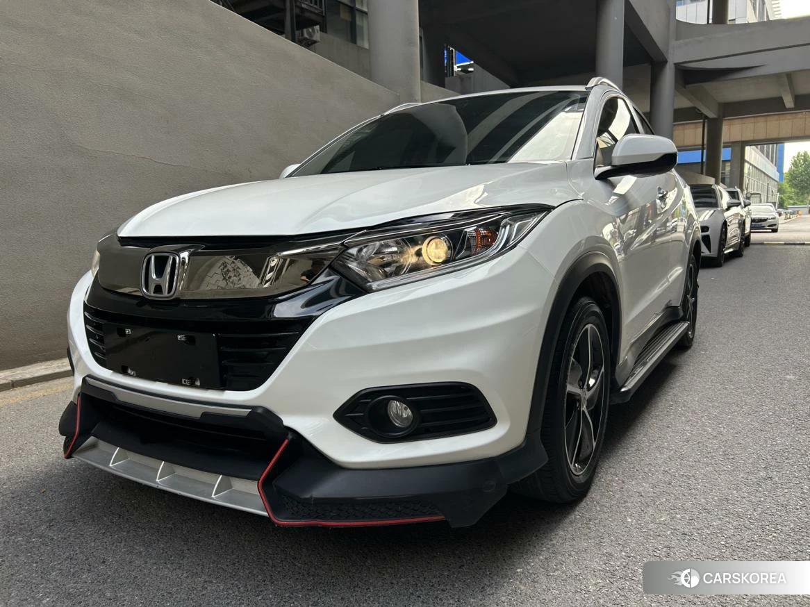 Honda Vezel 2020 Белый из Китая, фото 3