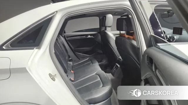 Audi New A3 2018 Белый из Кореи, фото 3