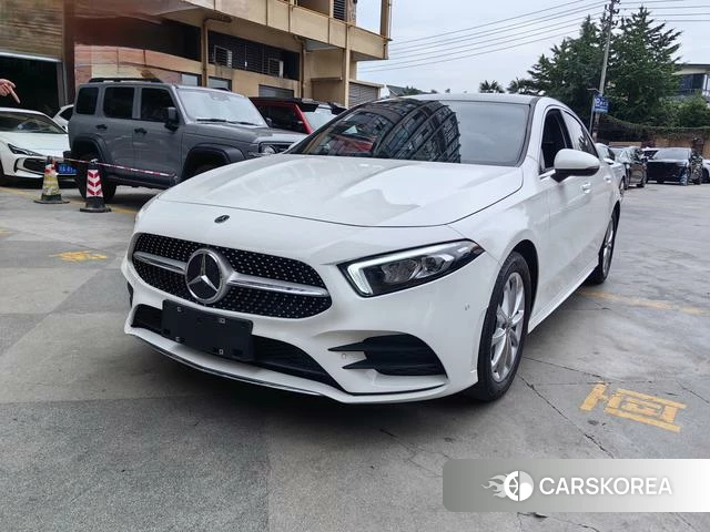 Mercedes-Benz Class A 2021 Белый из Китая, фото 3