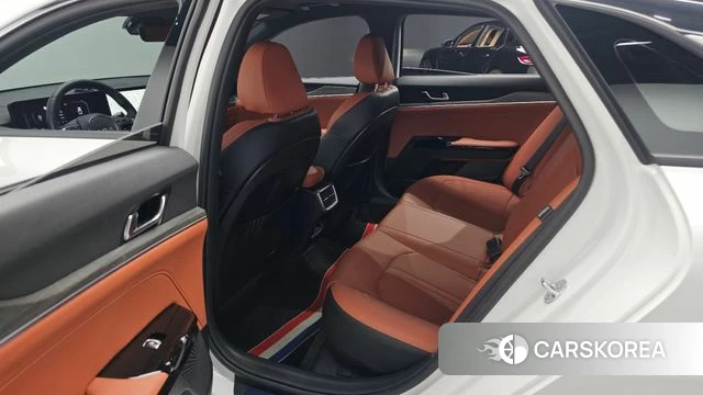 Kia The New K5 3rd generation 2025 Белый из Кореи, фото 3