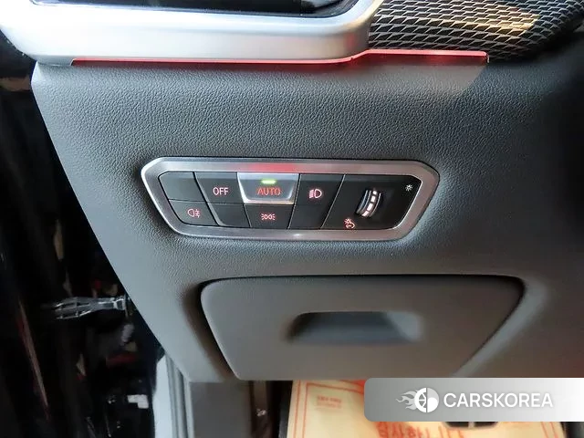 BMW X6 (G06) 2022 Черный из Кореи, фото 3