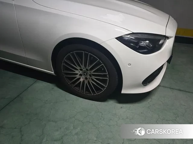 Mercedes-Benz C-Class W206 2024 Белый из Кореи, фото 3